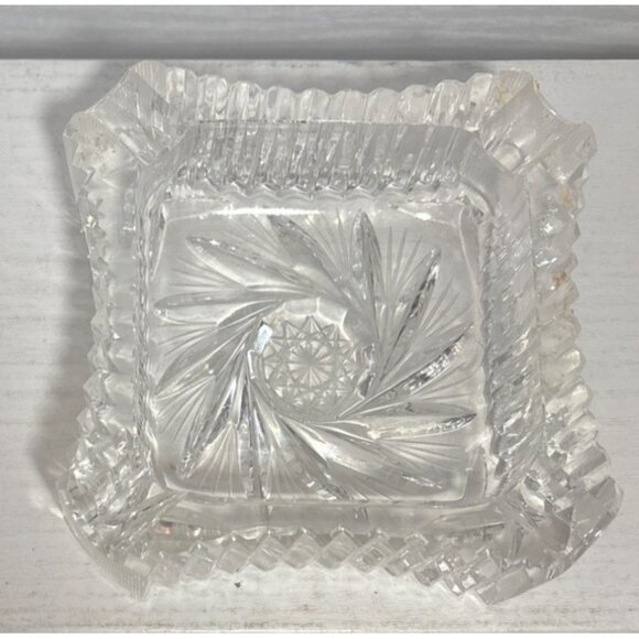 Crystal Ashtray Square Vintage Pinwheel Clear Cut Glass Ribbed & Etched Heavy - Picture 2 of 8